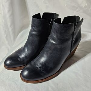 Kork Ease womens Black Leather Ankle Boots. Size 8.5M